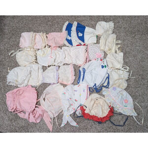 Lot of 30 Vintage Baby Bonnets Hats Cottage Prairie 1980s Lace Ruffles White